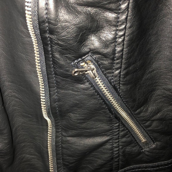 Leather jacket - Picture 3 of 5